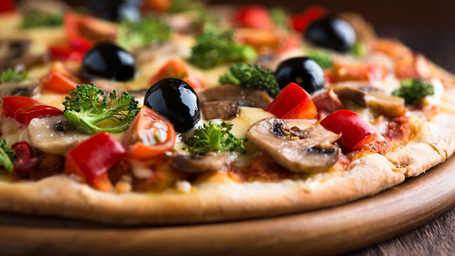 pizza-with-olives.jpg